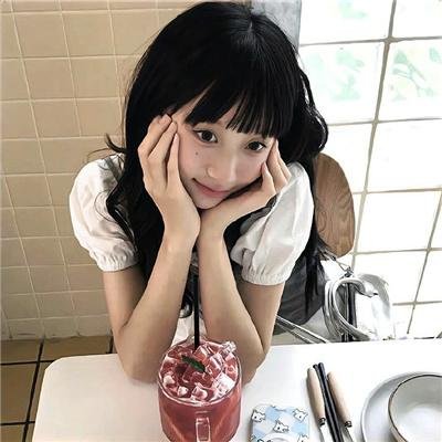 四朵花之家海报
